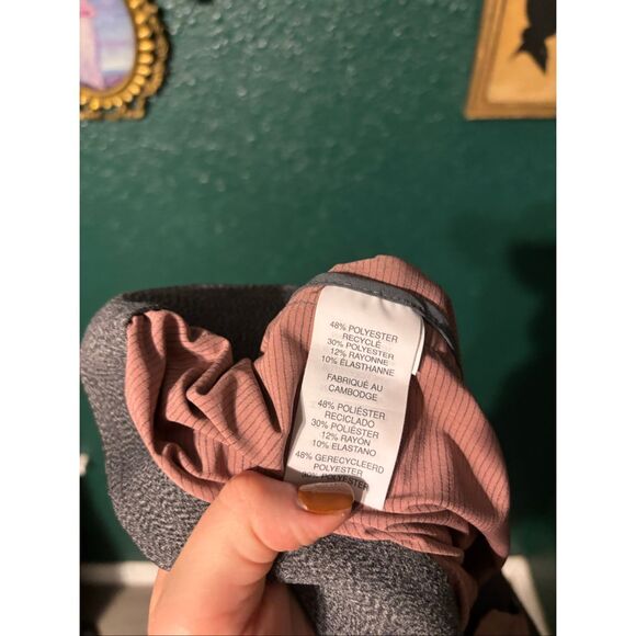 Vuori Banks Shorts Marsala Slub Stripe XL 8” - Picture 5 of 5